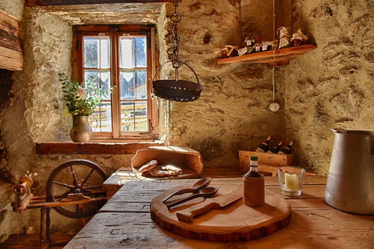 Agriturismo Baita De L'All Isolaccia Ngoại thất bức ảnh